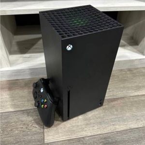 Lightly  used Xbox series x
